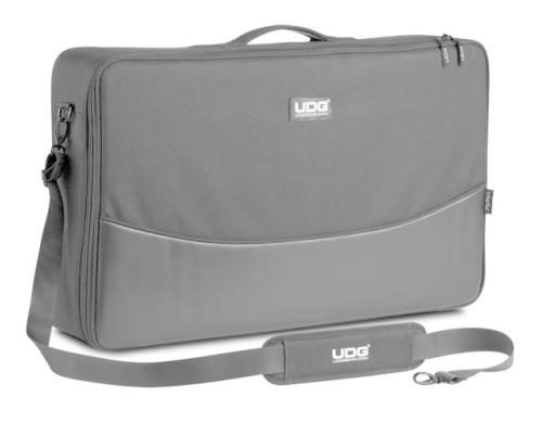 UDG Urbanite MIDI Controller Sleeve Large U7102BL