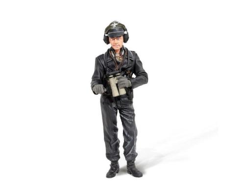 Torro Figur Hauptmann Michael Wittmann stehend